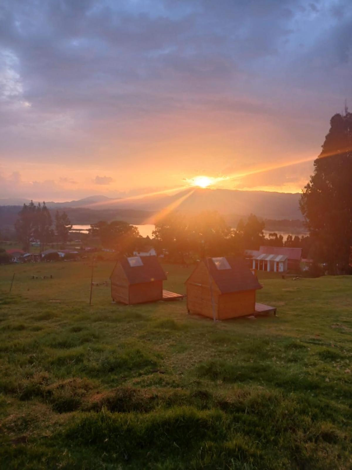 Camping Las Acacias Guatavita Buitenkant foto